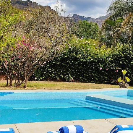 Ixlum Hoteles Y Casas Vacacionales Tepoztlan Εξωτερικό φωτογραφία