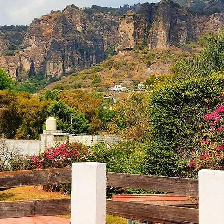 Ixlum Hoteles Y Casas Vacacionales Tepoztlan Εξωτερικό φωτογραφία